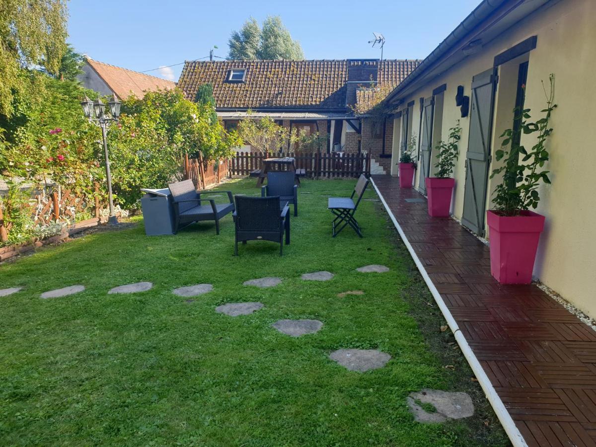 Les Garennes Bed and Breakfast Favières Εξωτερικό φωτογραφία